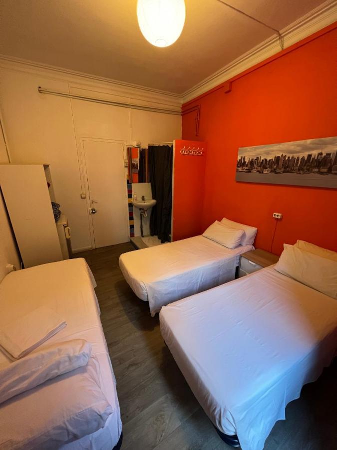 Pension Arosa Barcelona Bagian luar foto