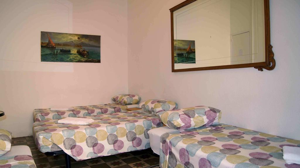 Pension Arosa Barcelona Ruang foto