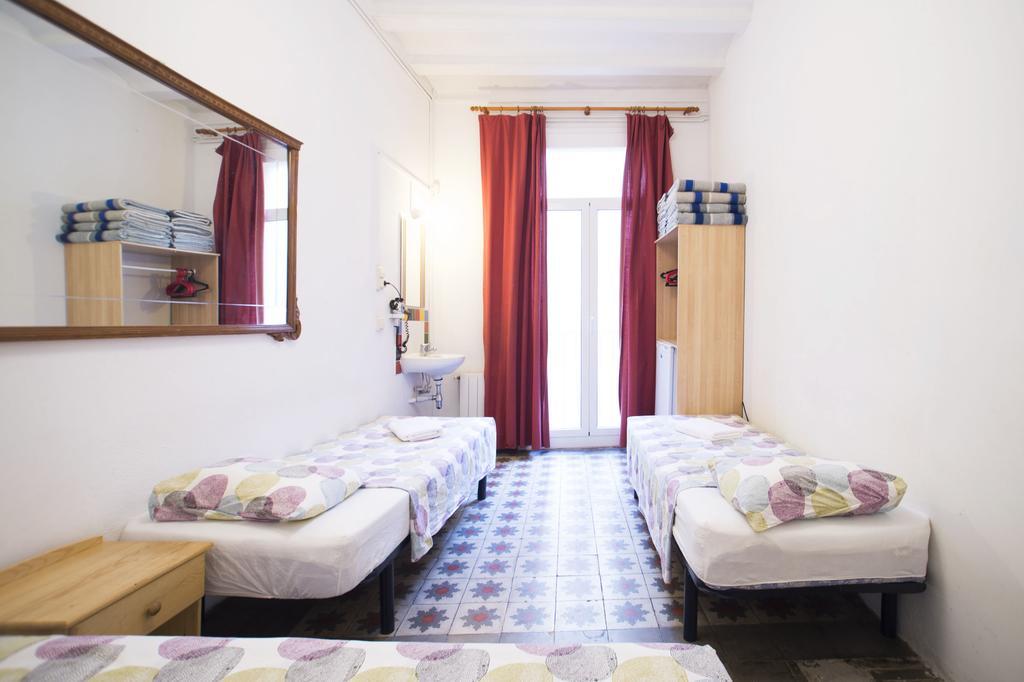 Pension Arosa Barcelona Bagian luar foto