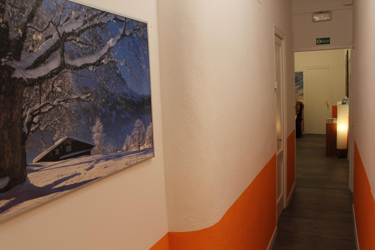 Pension Arosa Barcelona Bagian luar foto