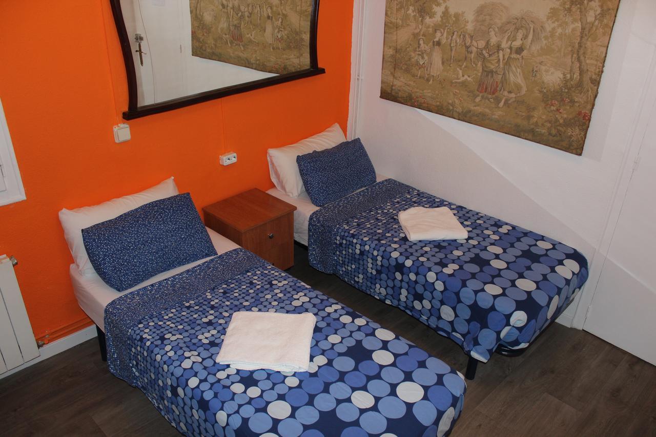 Pension Arosa Barcelona Bagian luar foto