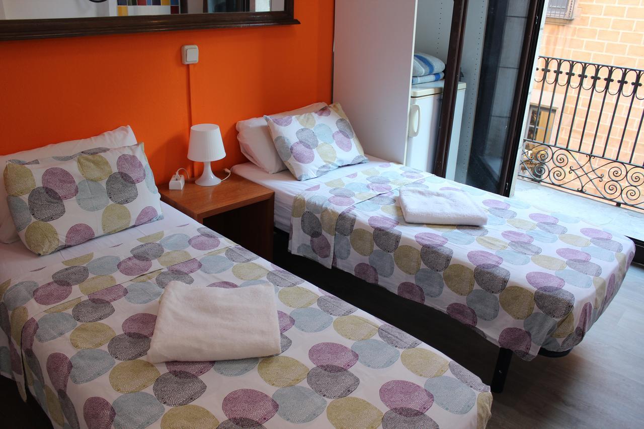Pension Arosa Barcelona Bagian luar foto