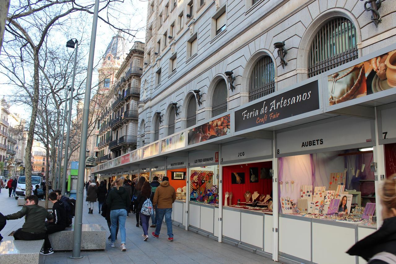 Pension Arosa Barcelona Bagian luar foto