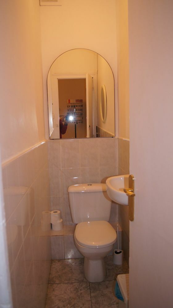 Pension Arosa Barcelona Bagian luar foto
