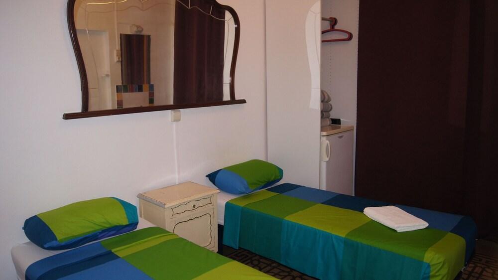 Pension Arosa Barcelona Bagian luar foto